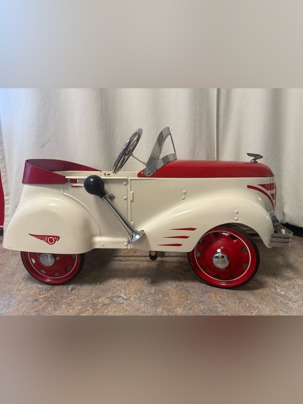 1930s Gendron Pedal Car